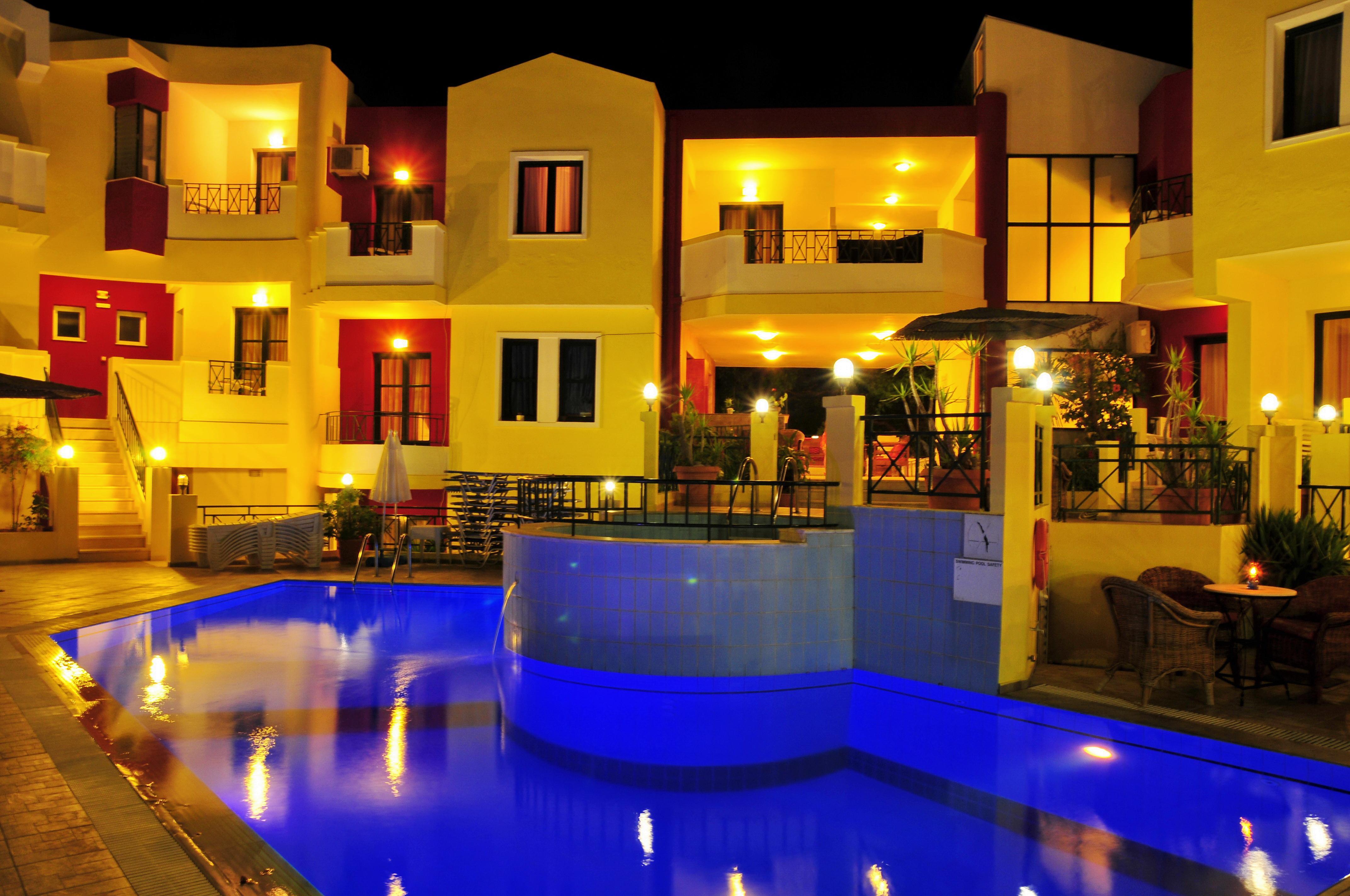 Ariadni Palace Apartments Hersonissos  Esterno foto