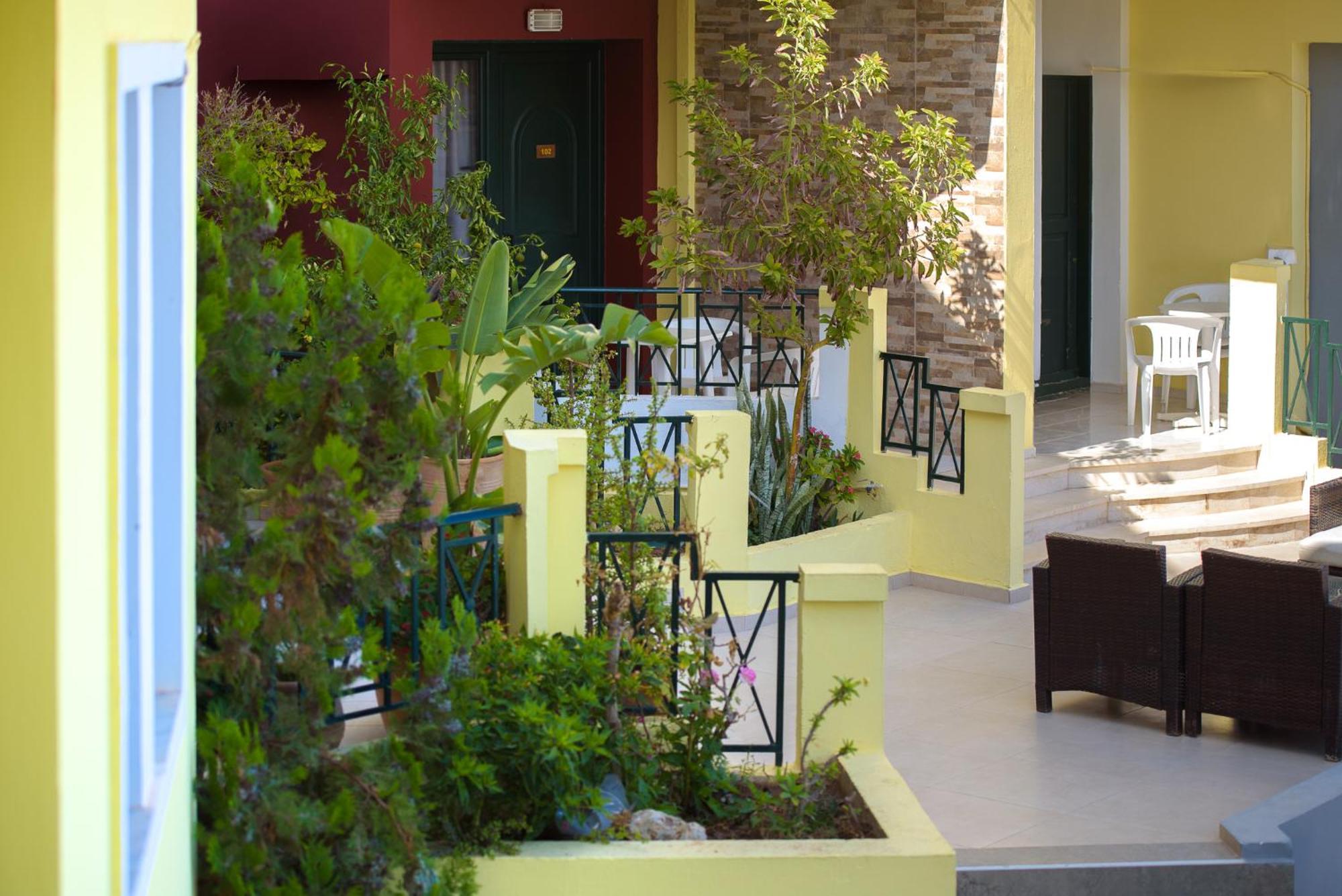Ariadni Palace Apartments Hersonissos  Esterno foto
