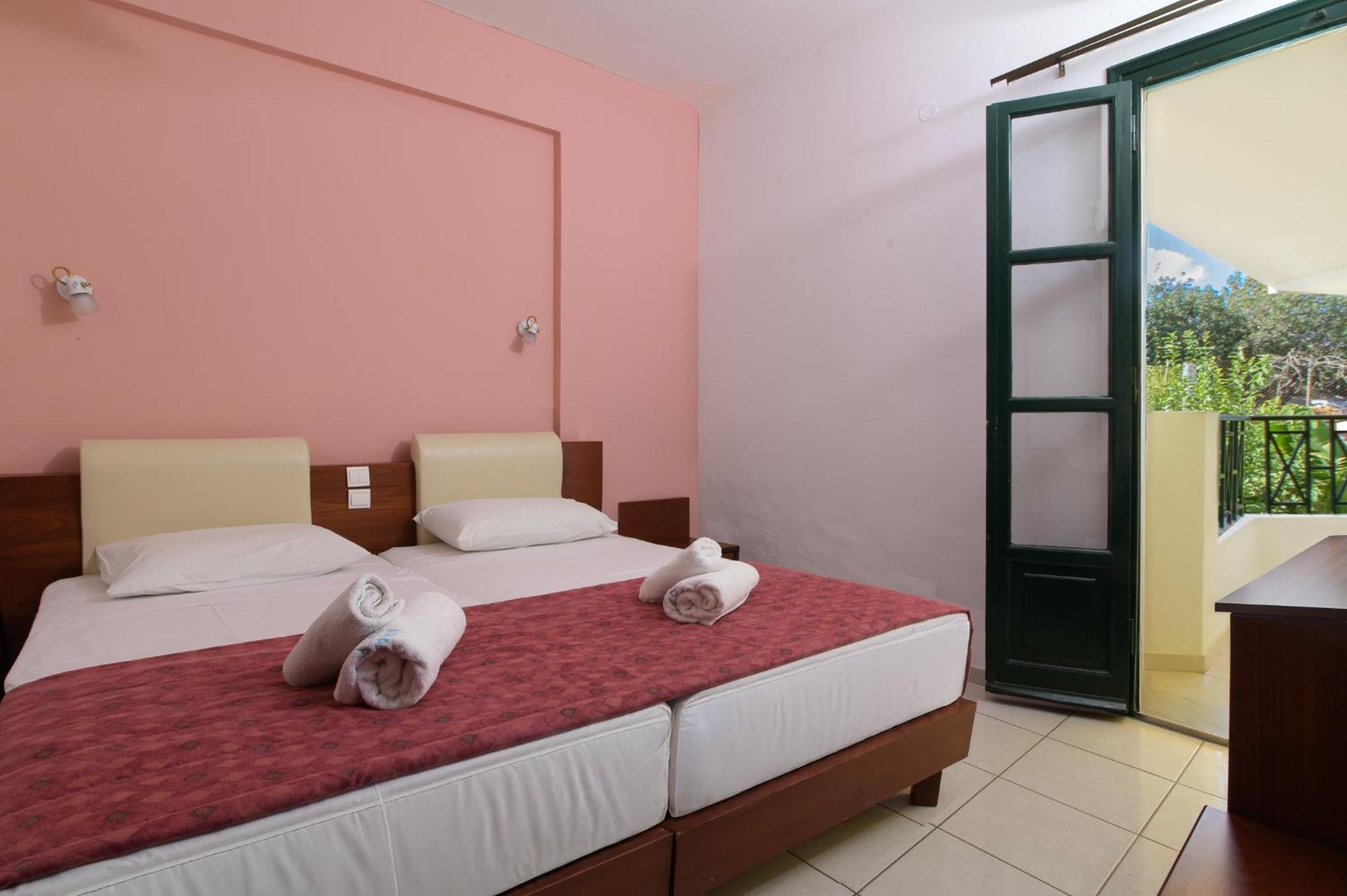 Ariadni Palace Apartments Hersonissos  Esterno foto